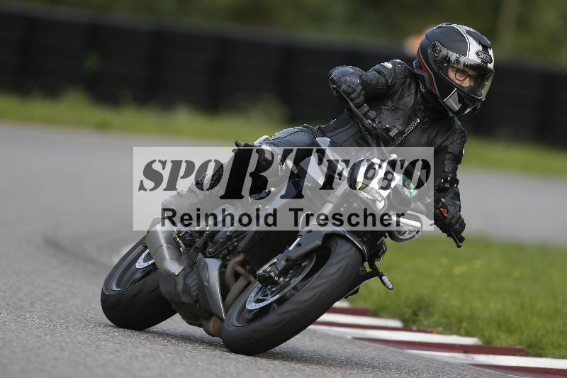 /53 16.09.2025 Track Day Domi Aegerter ADR/Gruppe gruen/68